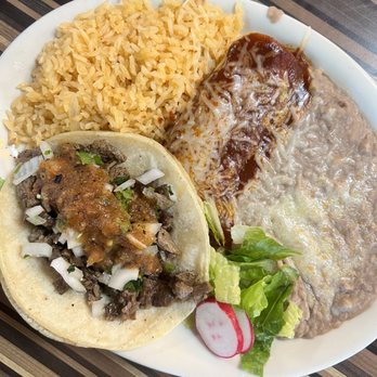 Mi Lindo Apatzingan - Lunch Special S - Taco Asada and Cheese Enchilada Lunch Special - Mexican Near Me - Riverside, California