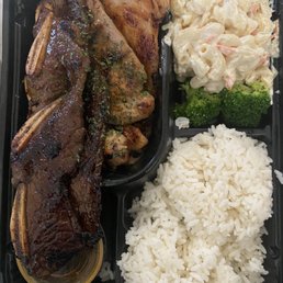 Hawaii BBQ plate: short ribs and bbq chicken Hawaii BBQ plate: short ribs and bbq chicken