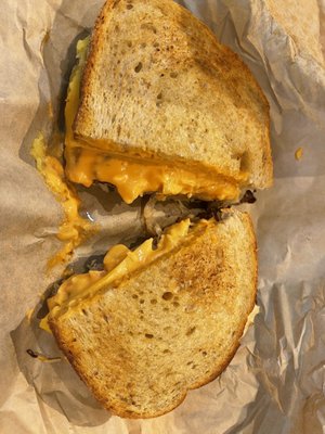 LUHV VEGAN DELI by null