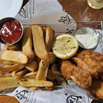 Firestone Walker Brewing- Buellton - Fish & Chips with Steak Fries - Brewpubs Near Me - Buellton, California
