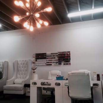 LA Cutie's Nails & Eyebrow Studio - Cool decor. Cool Music. Modern. However, there aren't any spa chairs - Nail Salons Near Me - Los Angeles, California LA Cutie's Nails & Eyebrow Studio - Cool decor. Cool Music. Modern. However, there aren't any spa chairs - Nail Salons Near Me - Los Angeles, California