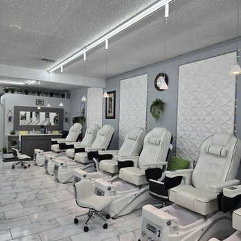 Tam's Nail Spa - Nail Salons Near Me - Sierra Vista, Arizona
