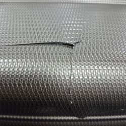Volaris - Broken luggage