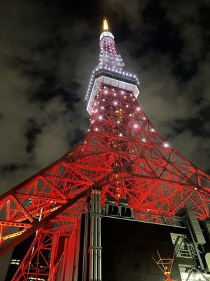 Tokyo Tower by null