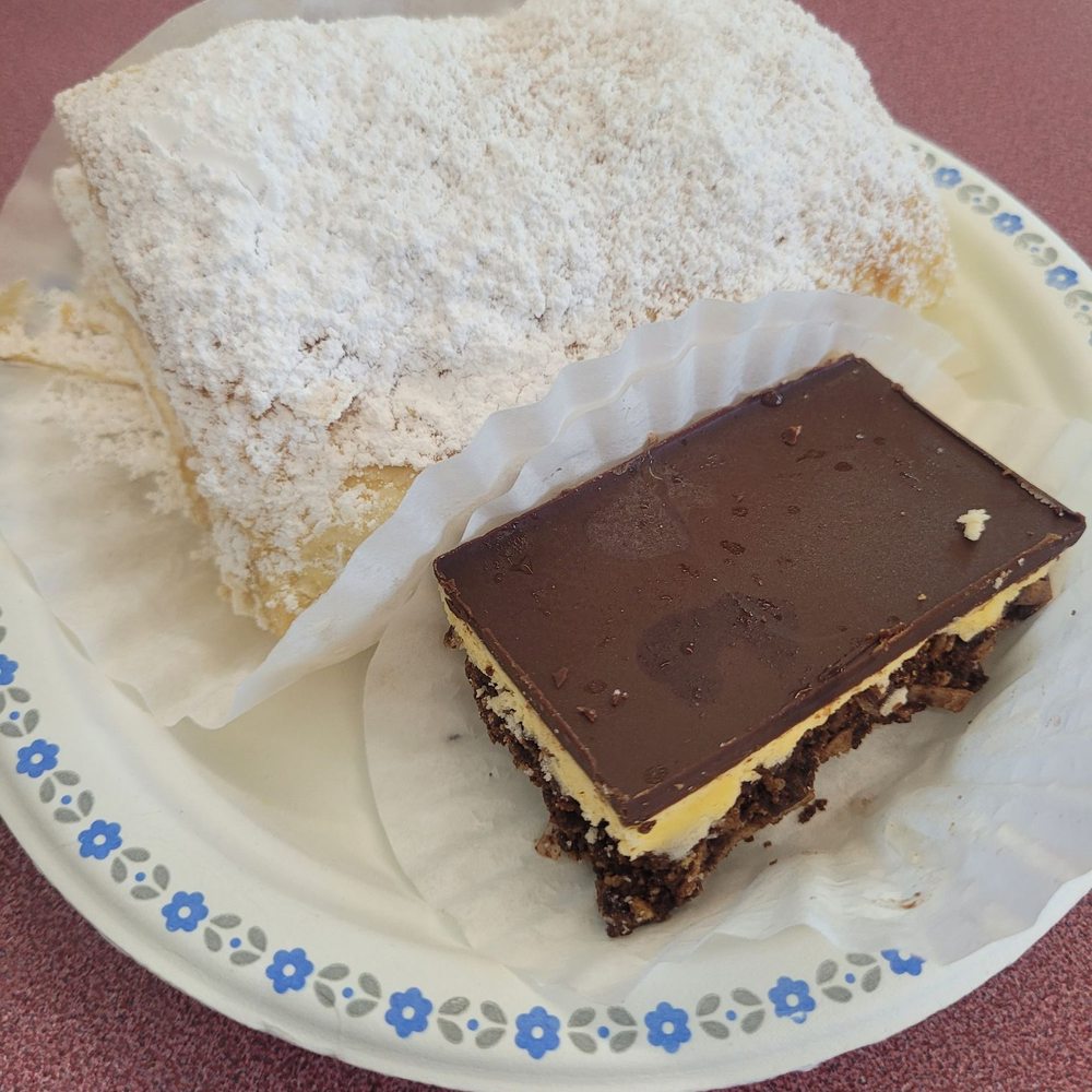 Portage Bakery - Lemon filled pastry and nainamo bar - Delis Near Me - Niagara Falls, Ontario