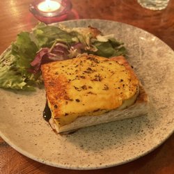 Cafe Midnight Express - Halloumi