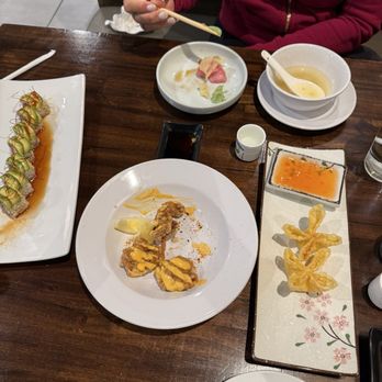 Minazuki Sushi Bar - Sushi Bars Near Me - Indianapolis, Indiana Minazuki Sushi Bar - Sushi Bars Near Me - Indianapolis, Indiana