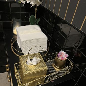 Bespoke - Bathroom is clean - Cocktail Bars Near Me - Fresno, California