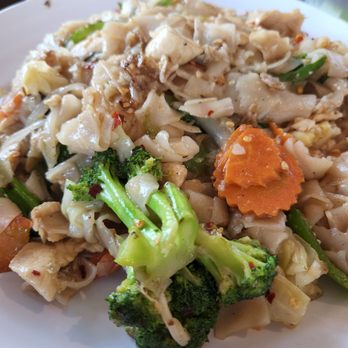 Thai Recipe Bistro - Drunken noodles - Thai Near Me - Phoenix, Arizona Thai Recipe Bistro - Drunken noodles - Thai Near Me - Phoenix, Arizona