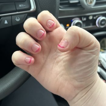 Karma Nails Lounge - Nail Salons Near Me - Merrimack, New Hampshire