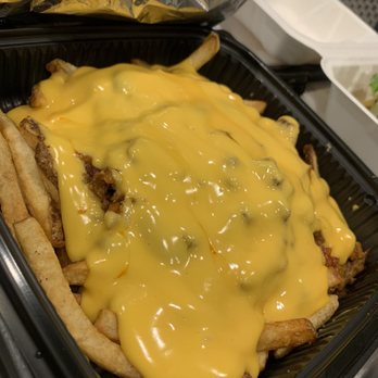 Go Burger - Chili cheese fries - Burgers Near Me - Ridge, New York