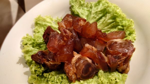 Tong Xin Ru Yi Traditional Hot Pot by null