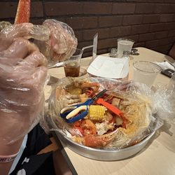 Queen boil with crawfish added...