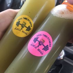 Fresh pressed juices !