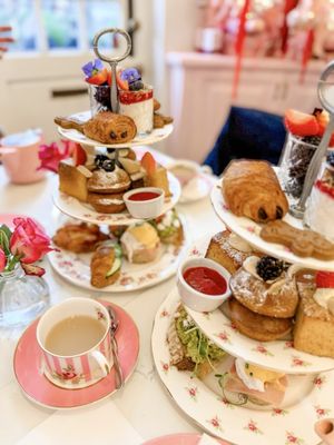 Peggy Porschen Belgravia by null