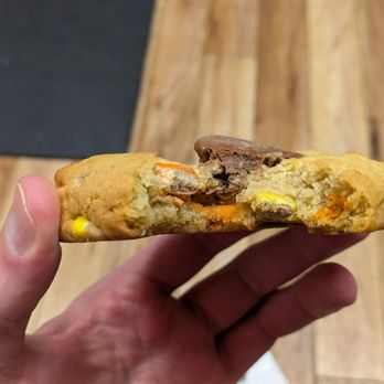 Chocolate Chip Cookie Company - @endoedibles on Instagram 02/02/26 Peanut Butter Chip Cookie - Bakeries Near Me - Las Vegas, Nevada Chocolate Chip Cookie Company - @endoedibles on Instagram 02/02/26 Peanut Butter Chip Cookie - Bakeries Near Me - Las Vegas, Nevada