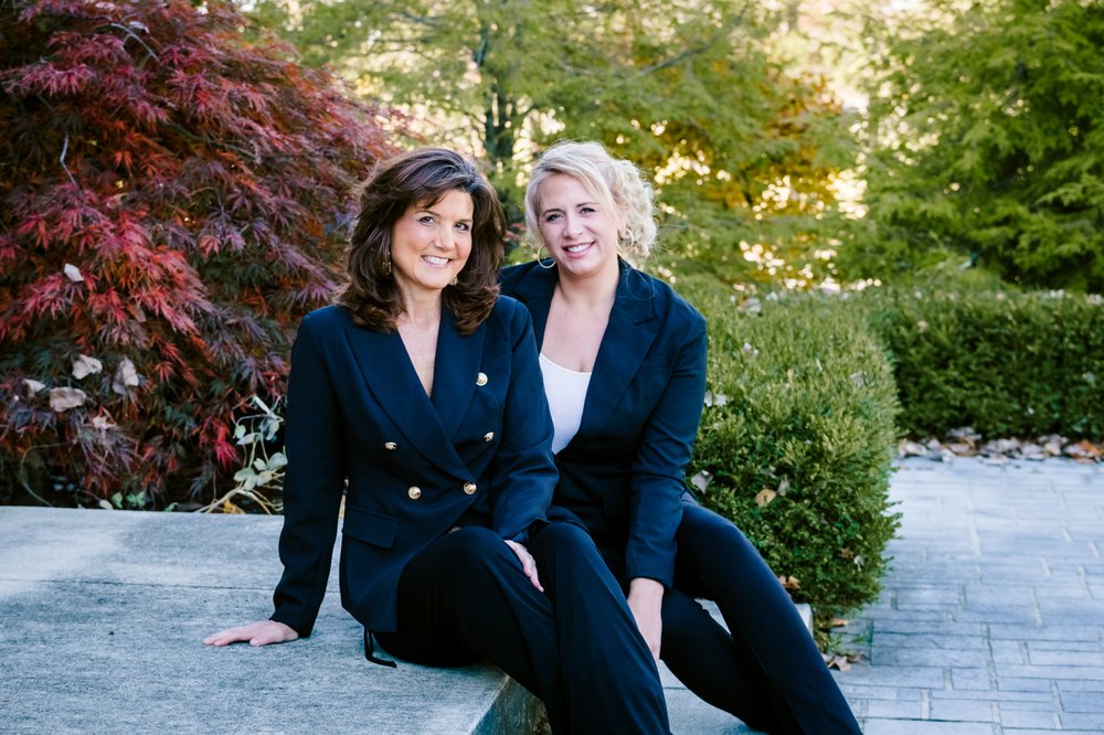 REJUVENATE EYE AND FACE MEDSPA Updated September 2024 10 Photos 2776 E 146th St, Carmel