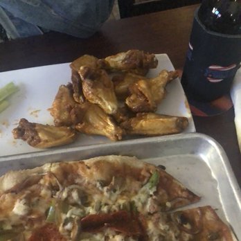 Pacific Brew Haus - Deluxe pizza and wings. - Bars Near Me - Pacific, Missouri