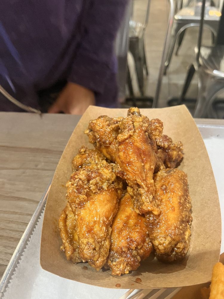 Food from 10Q Chicken