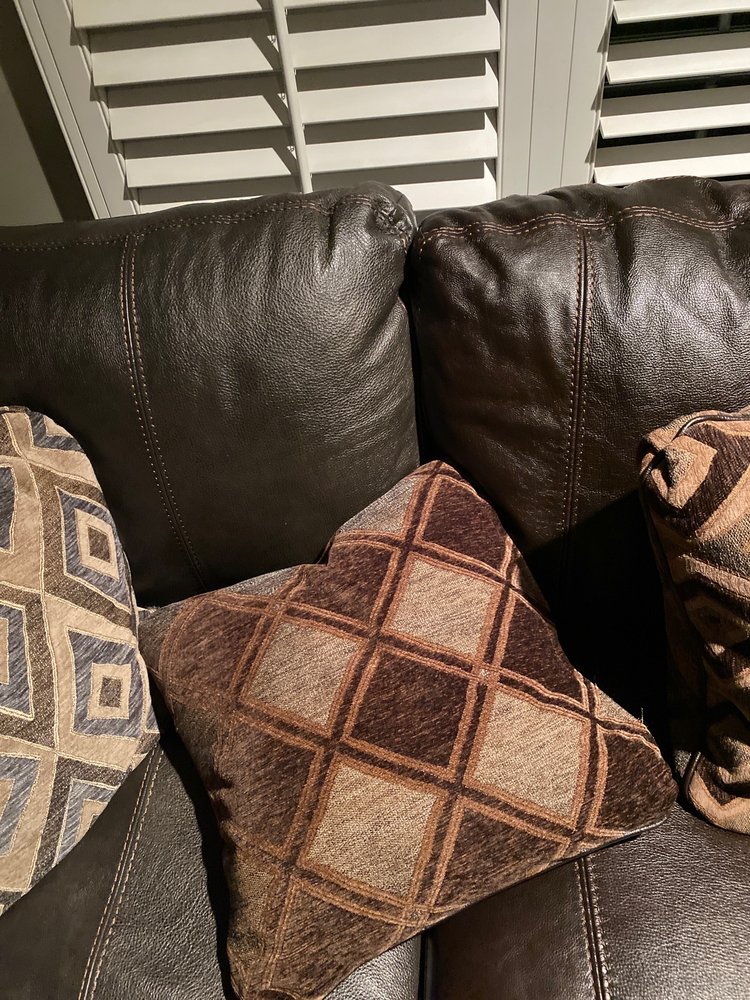 MIDWEST FURNITURE LIQUIDATORS Updated October 2024 11 Photos & 15