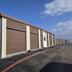 Extra Space Storage - Exterior Units