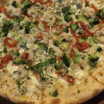Black Shamrock Tavern - Veggie pizza - Irish Pub Near Me - Honolulu, Hawaii Black Shamrock Tavern - Veggie pizza - Irish Pub Near Me - Honolulu, Hawaii