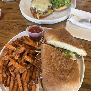 The Brooklyn Tree - Chicken Schnitzel Sandwich - Comfort Food Near Me - Brooklyn, New York The Brooklyn Tree - Chicken Schnitzel Sandwich - Comfort Food Near Me - Brooklyn, New York