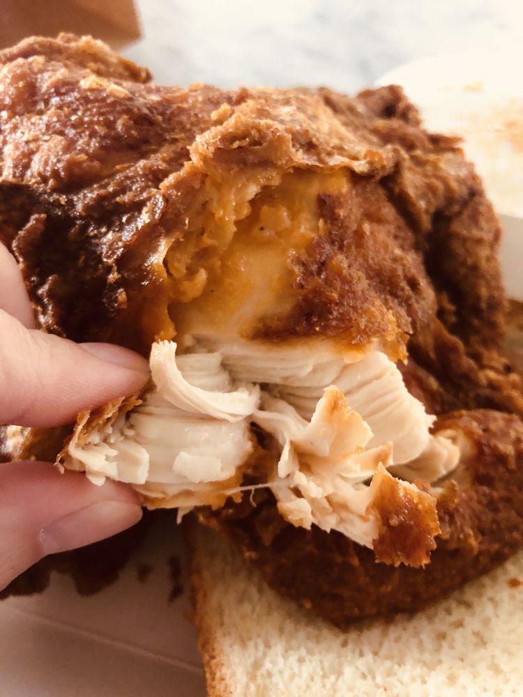 Gus's World Famous Fried Chicken