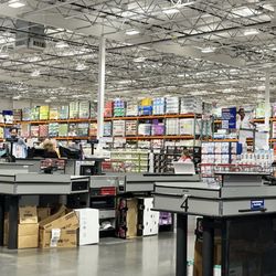 Costco Wholesale - Interior