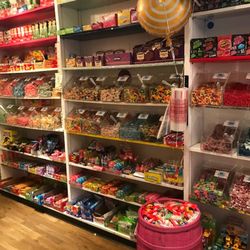 6 Baers Candy & Toy Shoppe - Even more candy!