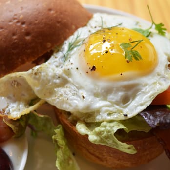 Café Deadend - BLT - Cafes Near Me - Hong Kong, HK