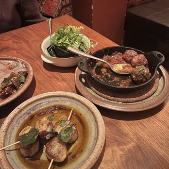 Oloroso - Spanish Near Me - Philadelphia, Pennsylvania