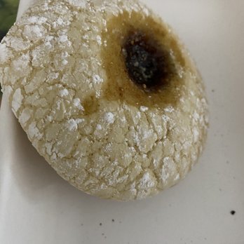 Frank & Nick - Almond cookie with fig jam. Perfect sweet snack as desert or with coffee. They sell these per 2 and they are not always available :-/ - Italian Near Me - Everett, Massachusetts Frank & Nick - Almond cookie with fig jam. Perfect sweet snack as desert or with coffee. They sell these per 2 and they are not always available :-/ - Italian Near Me - Everett, Massachusetts