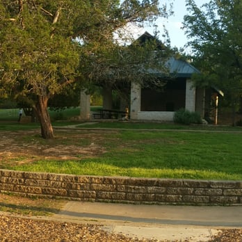 Trailhead Park - Pavilion - Parks Near Me - Austin, Texas