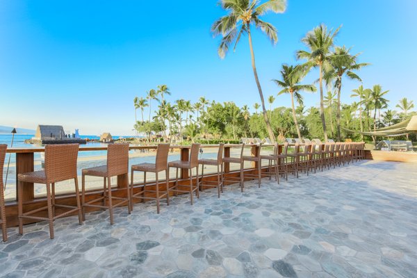 Courtyard King Kamehameha's Kona Beach Hotel by null