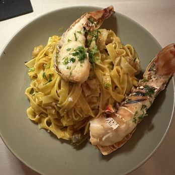La Violetta - Fettuccine Lobster - Italian Near Me - Sarasota, Florida