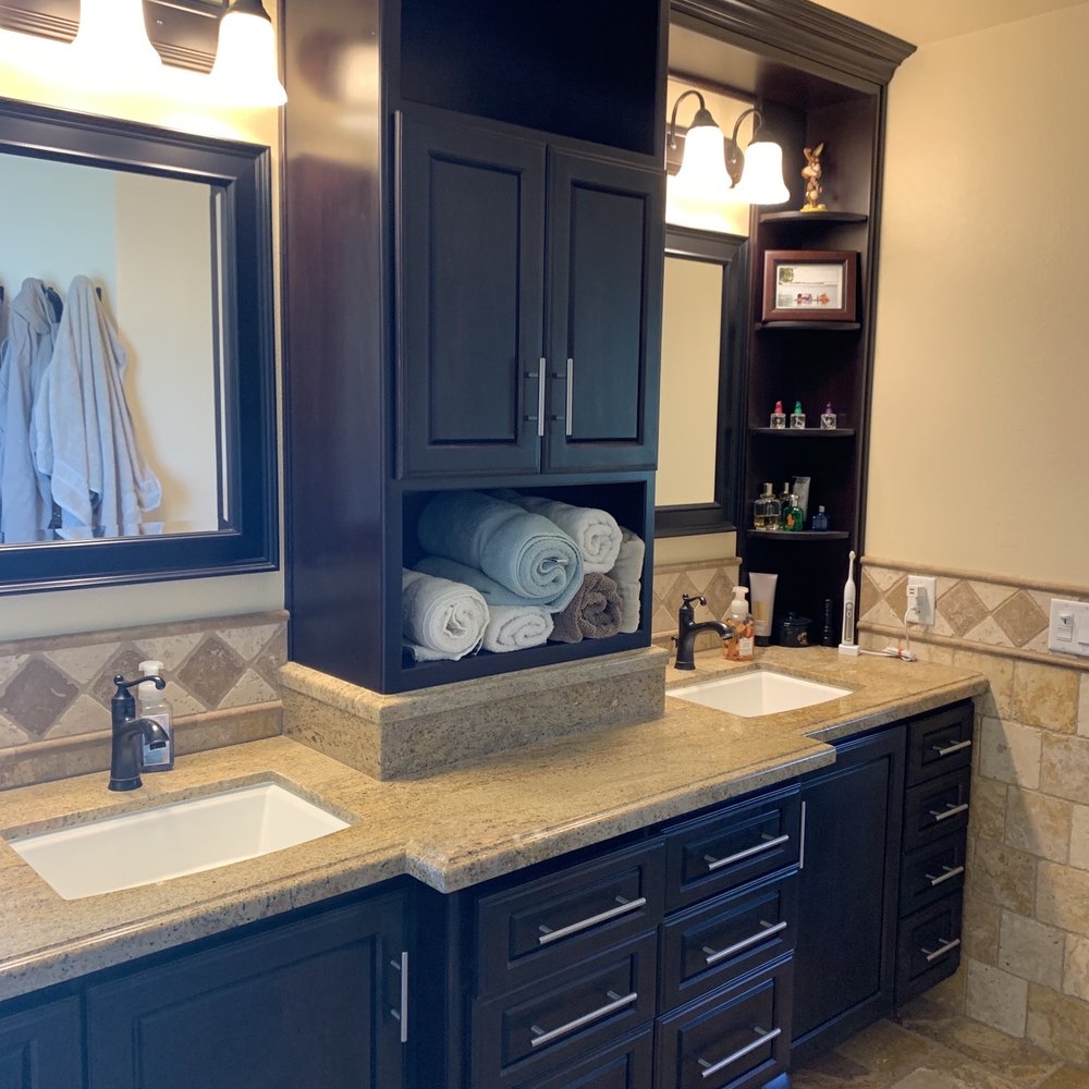 Robles Custom Cabinets - Cabinetry Near Me - Santa Paula, California Robles Custom Cabinets - Cabinetry Near Me - Santa Paula, California