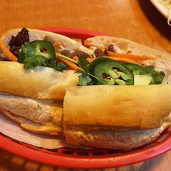 Pho King - Banh Mi - grilled pork