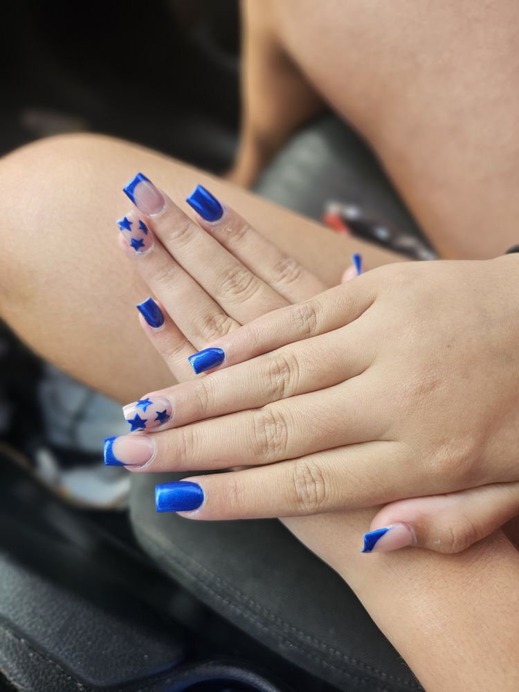 Nail Talk Logo