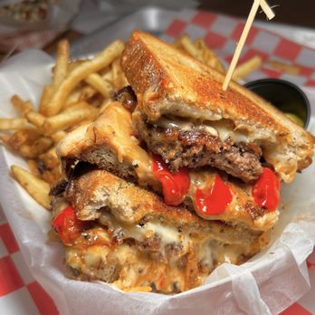 Nighthawk's Kitchen - Patty Melt, visit 2 - Burgers Near Me - Freeport, Maine
