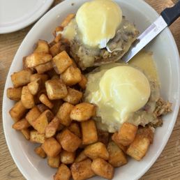Crab Cake Benedict