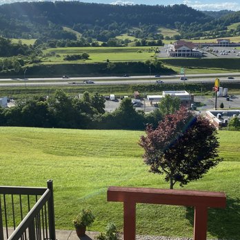 Days Inn & Suites by Wyndham Sutton Flatwoods - Hotels Near Me - Sutton, West Virginia Days Inn & Suites by Wyndham Sutton Flatwoods - Hotels Near Me - Sutton, West Virginia