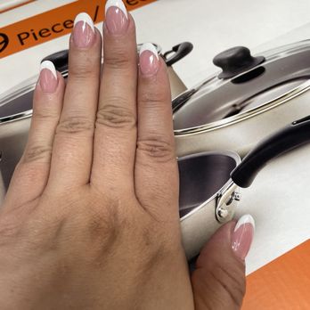 Davi Nails - Nail Salons Near Me - Victorville, California Davi Nails - Nail Salons Near Me - Victorville, California