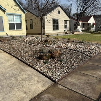 Pinckard Landscape Services - Landscape Architects or Designers Near Me - Bedford, Texas