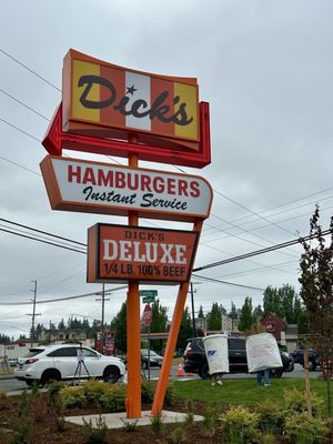 Dick's Drive-In by null