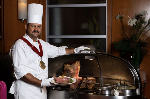Lawry's The Prime Rib by null