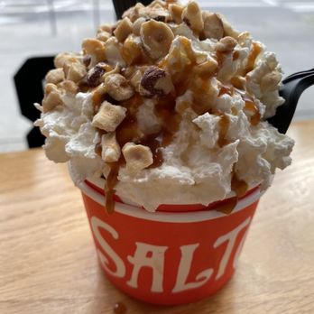 Salt & Straw - Blondie sundae - Ice Cream & Frozen Yogurt Near Me - Seattle, Washington Salt & Straw - Blondie sundae - Ice Cream & Frozen Yogurt Near Me - Seattle, Washington