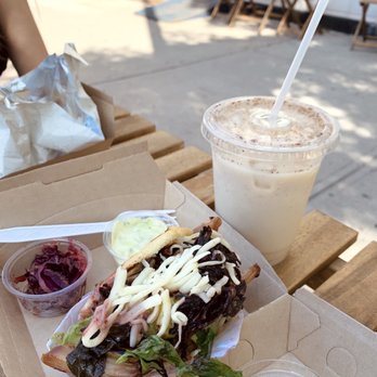 Pomarosa Coffee Shop & Kitchen - Flora arepa- Hibiscus and cauliflower with horchata - Venezuelan Near Me - Toronto, Ontario