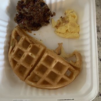 Another Broken Egg Cafe - Breakfast & Brunch Near Me - Lakewood Ranch, Florida
