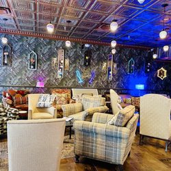 Bar Bubbly - Inside is so cozy and cute!!
